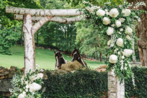 wedding-arbor-hydrangeas-floral-design-luxury-garden-wedding